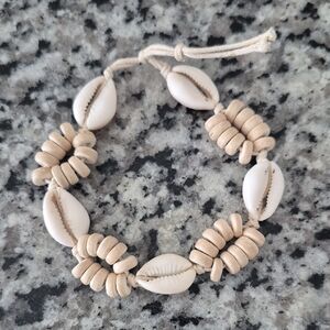 Coqrie Shells..Beige and White With Wooden Beads  Bracelet